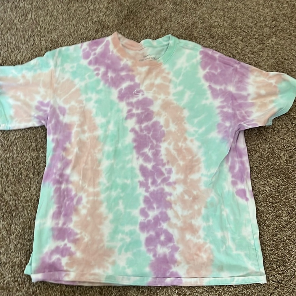 nike tie die shirt